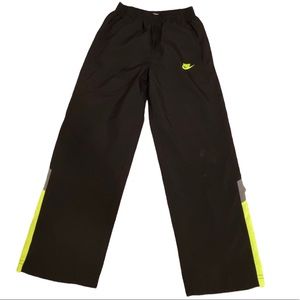 Nike athletic paints